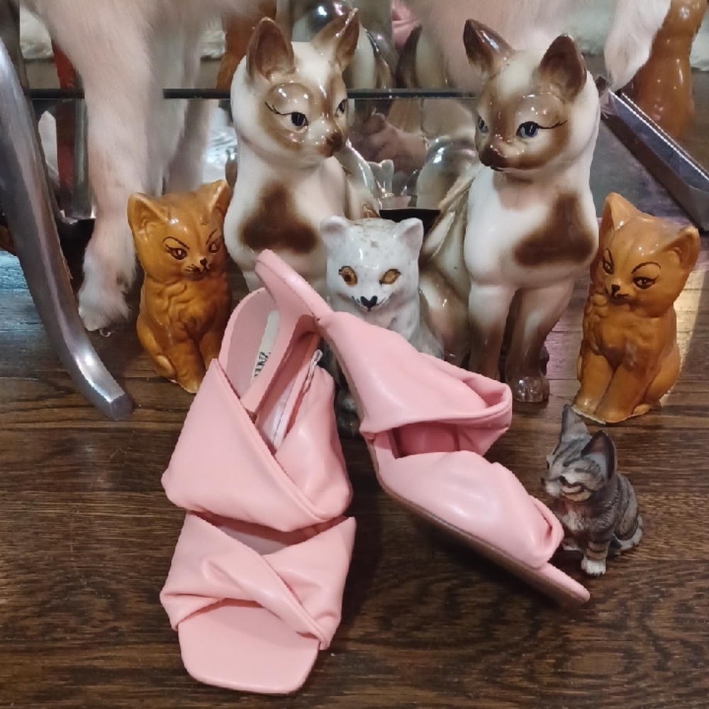 ZARA Petal Pink Padded Double Strap Kitten Heels sz.40/9